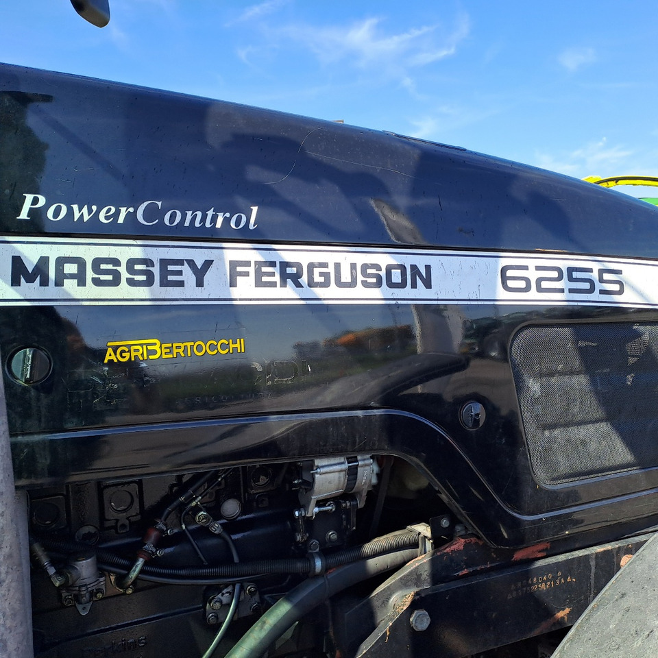 MASSEY FERGUSON 6255 POWER CONTROL - Трактор: фото 2 MASSEY FERGUSON 6255 POWER CONTROL - Трактор: фото 2