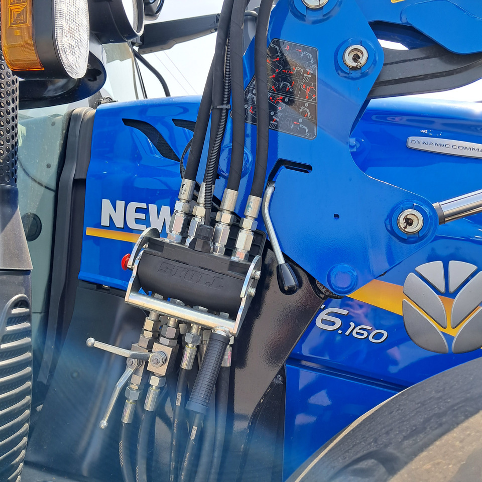 Трактор NEW HOLLAND T6 160: фото 7