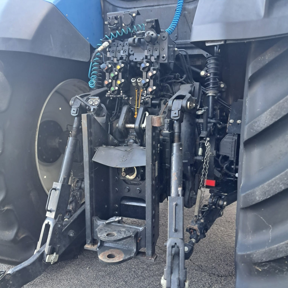 NEW HOLLAND T7 HD - Трактор: фото 5 NEW HOLLAND T7 HD - Трактор: фото 5