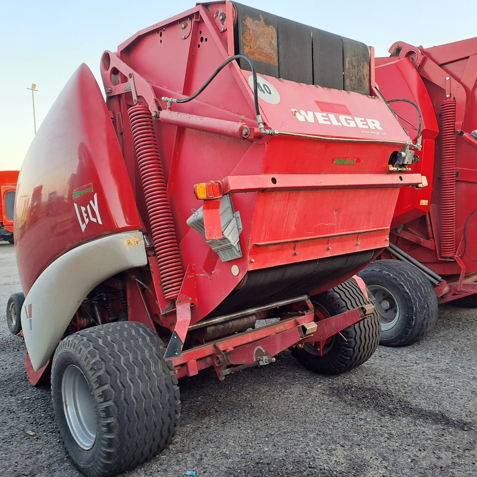 ROTOPRESSA LELY WELGER RP 402 SPECIAL - Прес-підбирач рулонний: фото 5 ROTOPRESSA LELY WELGER RP 402 SPECIAL - Прес-підбирач рулонний: фото 5