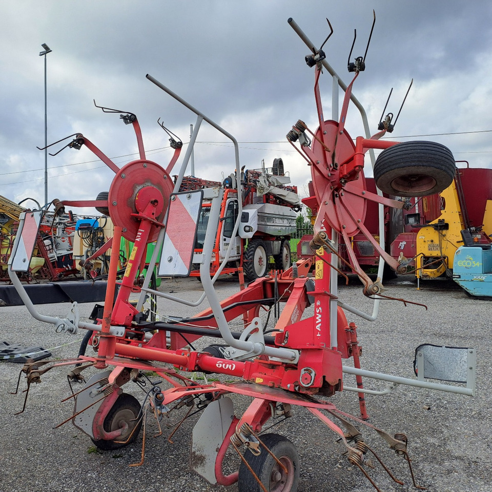 VOLTAFIENO  LELY STABILO 600 - Сіноворушилка: фото 5 VOLTAFIENO  LELY STABILO 600 - Сіноворушилка: фото 5