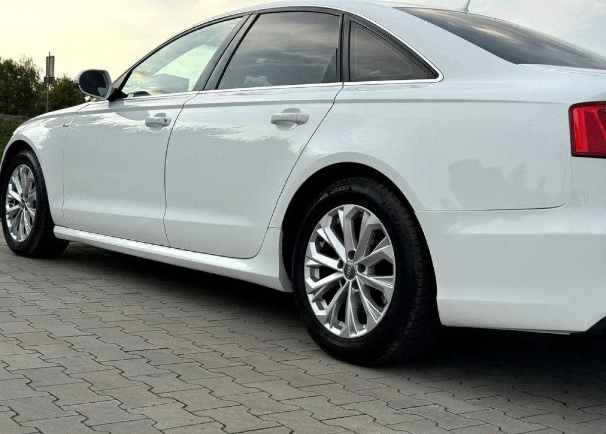 Interior photo 4: Легковий автомобіль Audi A6 3.0 TDI Quattro S-line Doinwestowany LED