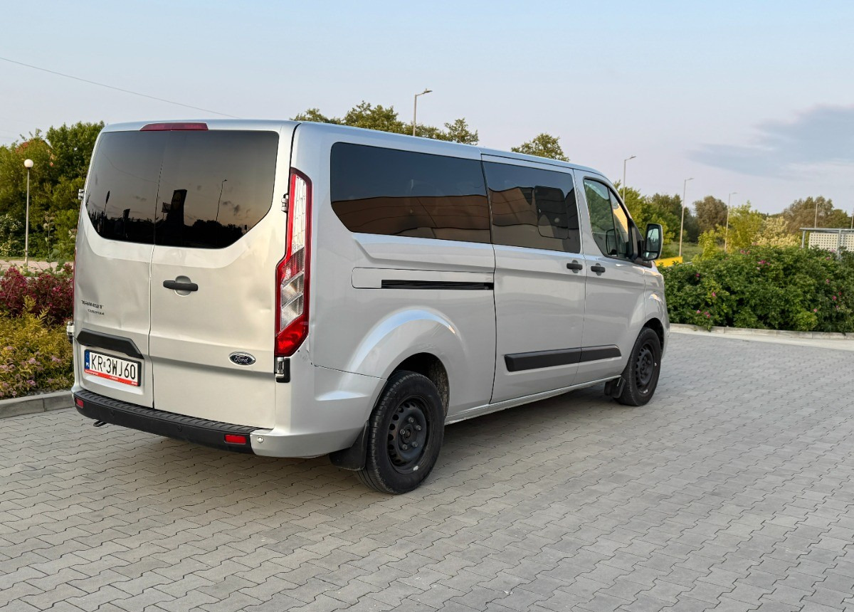 Ford Transit Custom 2.0 170 KM L2 LONG 2021 LED 8 osobowy NAWIEWY miejsc Salon PL - Мікроавтобус, Пасажирський фургон: фото 2 Ford Transit Custom 2.0 170 KM L2 LONG 2021 LED 8 osobowy NAWIEWY miejsc Salon PL - Мікроавтобус, Пасажирський фургон: фото 2