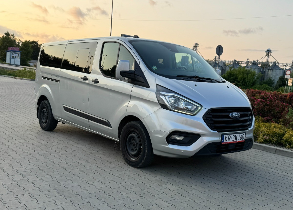 Ford Transit Custom 2.0 170 KM L2 LONG 2021 LED 8 osobowy NAWIEWY miejsc Salon PL - Мікроавтобус, Пасажирський фургон: фото 1 Ford Transit Custom 2.0 170 KM L2 LONG 2021 LED 8 osobowy NAWIEWY miejsc Salon PL - Мікроавтобус, Пасажирський фургон: фото 1