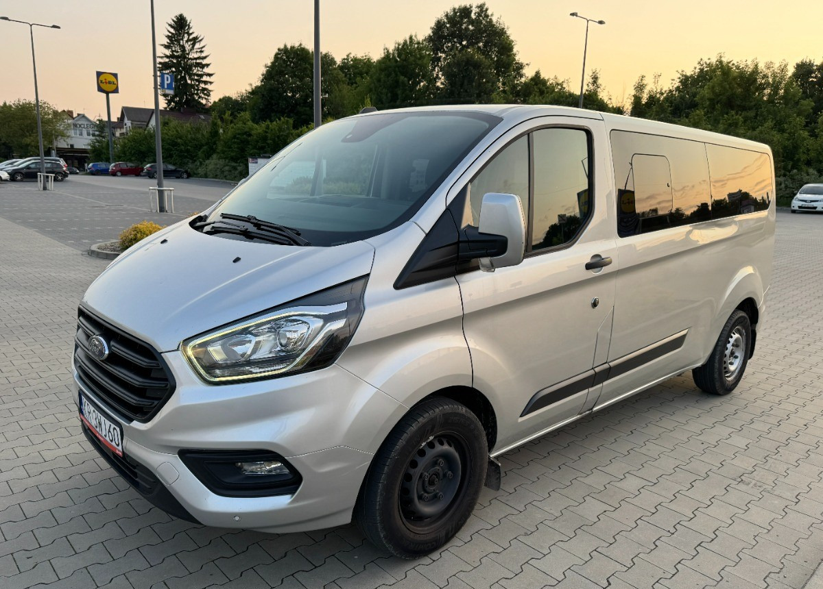 Ford Transit Custom 2.0 170 KM L2 LONG 2021 LED 8 osobowy NAWIEWY miejsc Salon PL - Мікроавтобус, Пасажирський фургон: фото 4 Ford Transit Custom 2.0 170 KM L2 LONG 2021 LED 8 osobowy NAWIEWY miejsc Salon PL - Мікроавтобус, Пасажирський фургон: фото 4