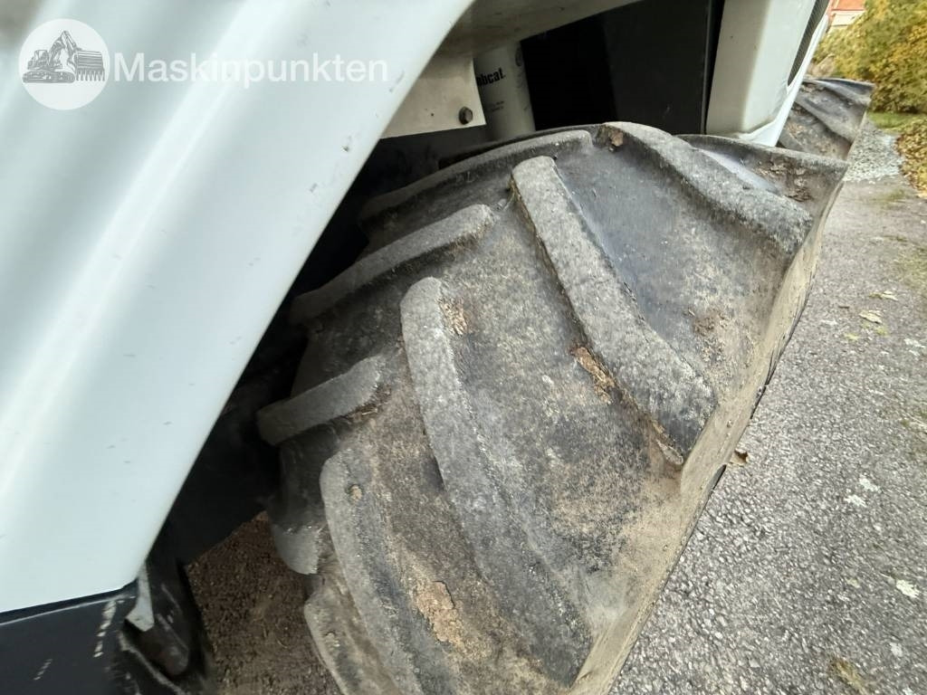 Bobcat L 28 Hjullastare + Släp в лізинг Bobcat L 28 Hjullastare + Släp: фото 37 Bobcat L 28 Hjullastare + Släp в лізинг Bobcat L 28 Hjullastare + Släp: фото 37