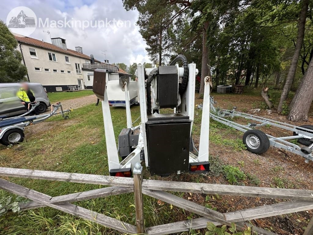 Dino 180 T - Причіпний підйомник: фото 5 Dino 180 T - Причіпний підйомник: фото 5
