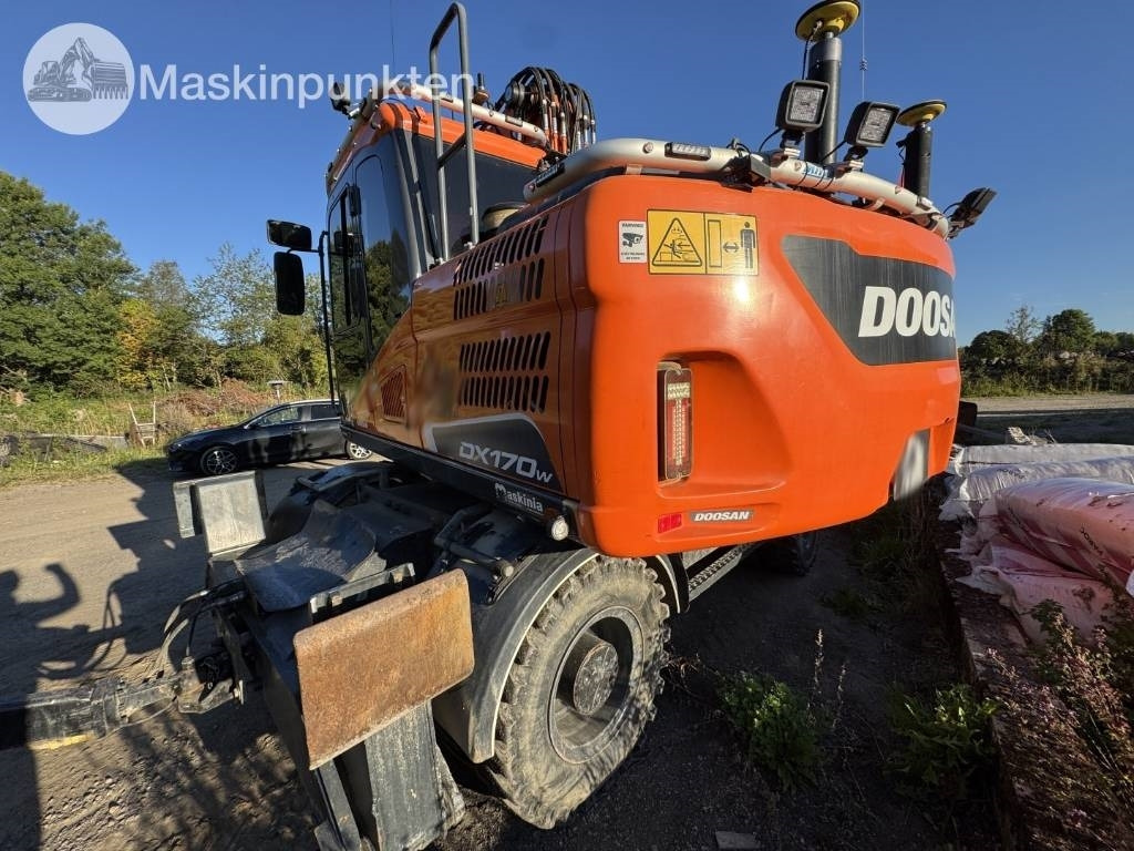Doosan DX 170 W-5 + Tippvagn + Redskap - Колісний екскаватор: фото 3 Doosan DX 170 W-5 + Tippvagn + Redskap - Колісний екскаватор: фото 3