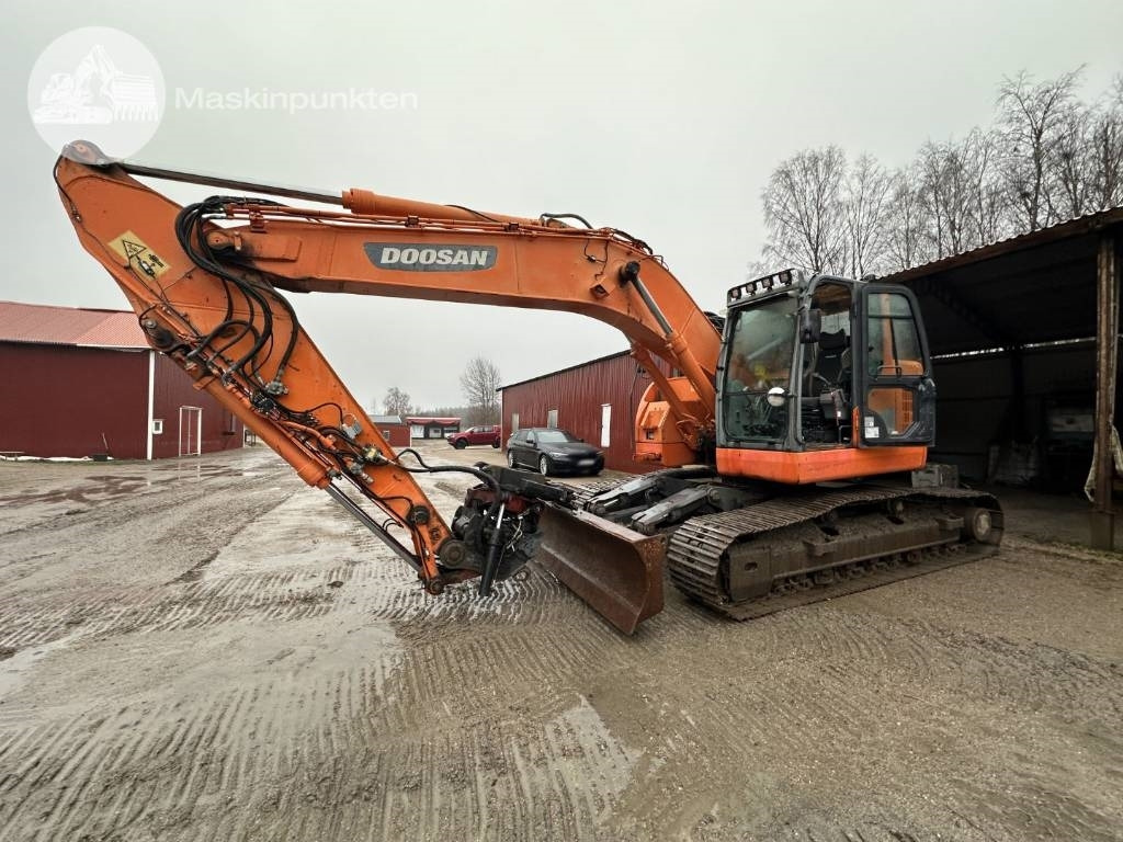 Doosan DX 235 LCR - Гусеничний екскаватор: фото 2 Doosan DX 235 LCR - Гусеничний екскаватор: фото 2