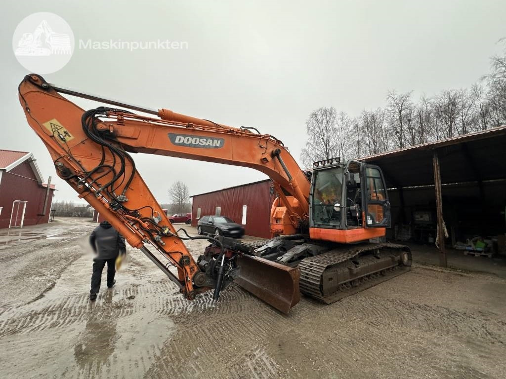 Doosan DX 235 LCR - Гусеничний екскаватор: фото 3 Doosan DX 235 LCR - Гусеничний екскаватор: фото 3