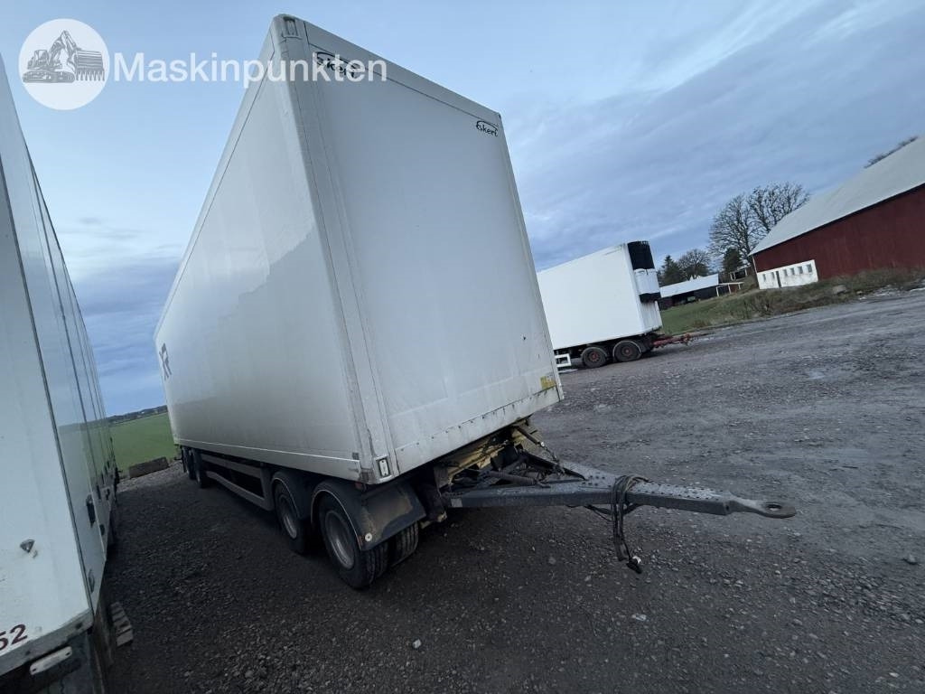 Ekeri S8-D - Закритий кузов причіп: фото 3 Ekeri S8-D - Закритий кузов причіп: фото 3