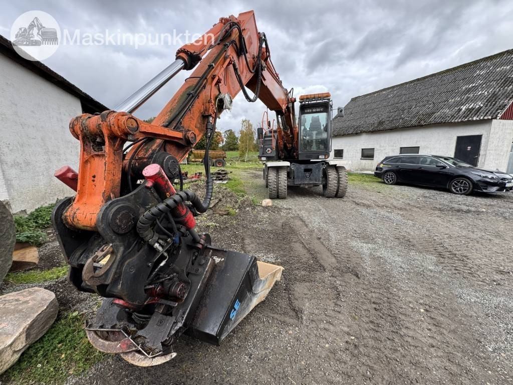Hitachi ZX 140 W-3 - Колісний екскаватор: фото 5 Hitachi ZX 140 W-3 - Колісний екскаватор: фото 5