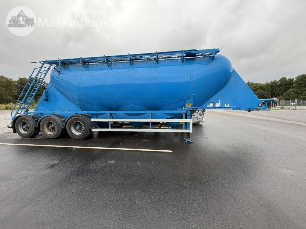 Interconsult Bulktrailer - Напівпричіп цистерна: фото 4 Interconsult Bulktrailer - Напівпричіп цистерна: фото 4