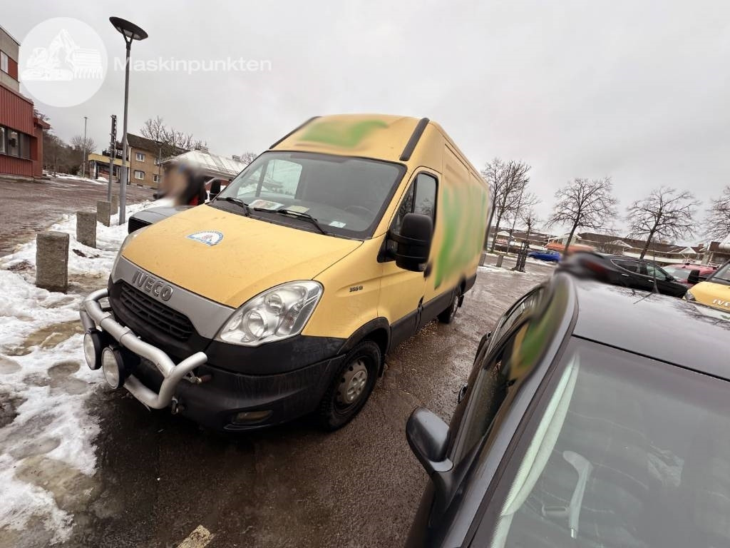 Iveco Daily 35 S13 V - Суцільнометалевий фургон: фото 2 Iveco Daily 35 S13 V - Суцільнометалевий фургон: фото 2