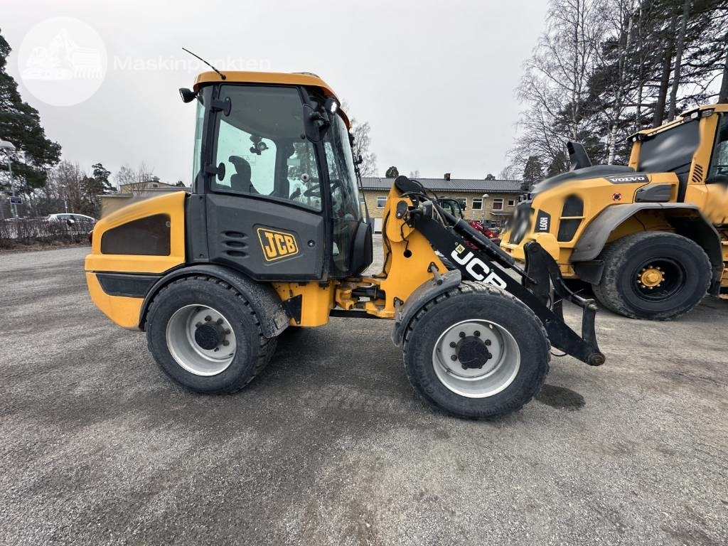 JCB 406 - Колісний навантажувач: фото 5 JCB 406 - Колісний навантажувач: фото 5