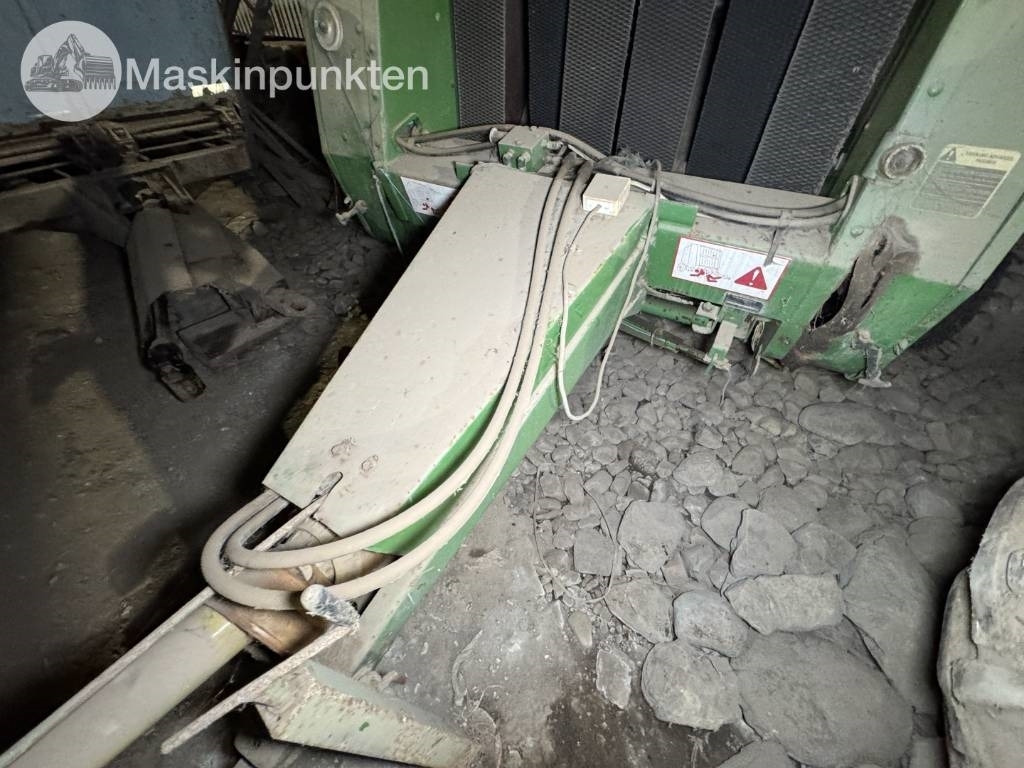 John Deere 545 - Прес-підбирач рулонний: фото 5 John Deere 545 - Прес-підбирач рулонний: фото 5