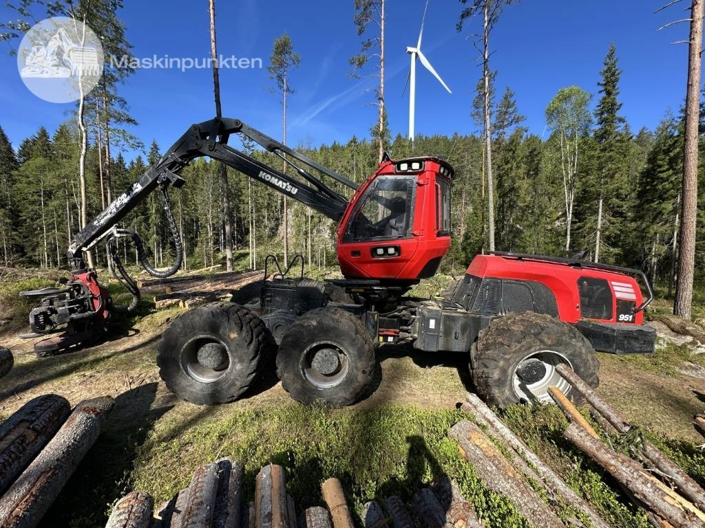 Komatsu 951 - Харвестер: фото 1 Komatsu 951 - Харвестер: фото 1