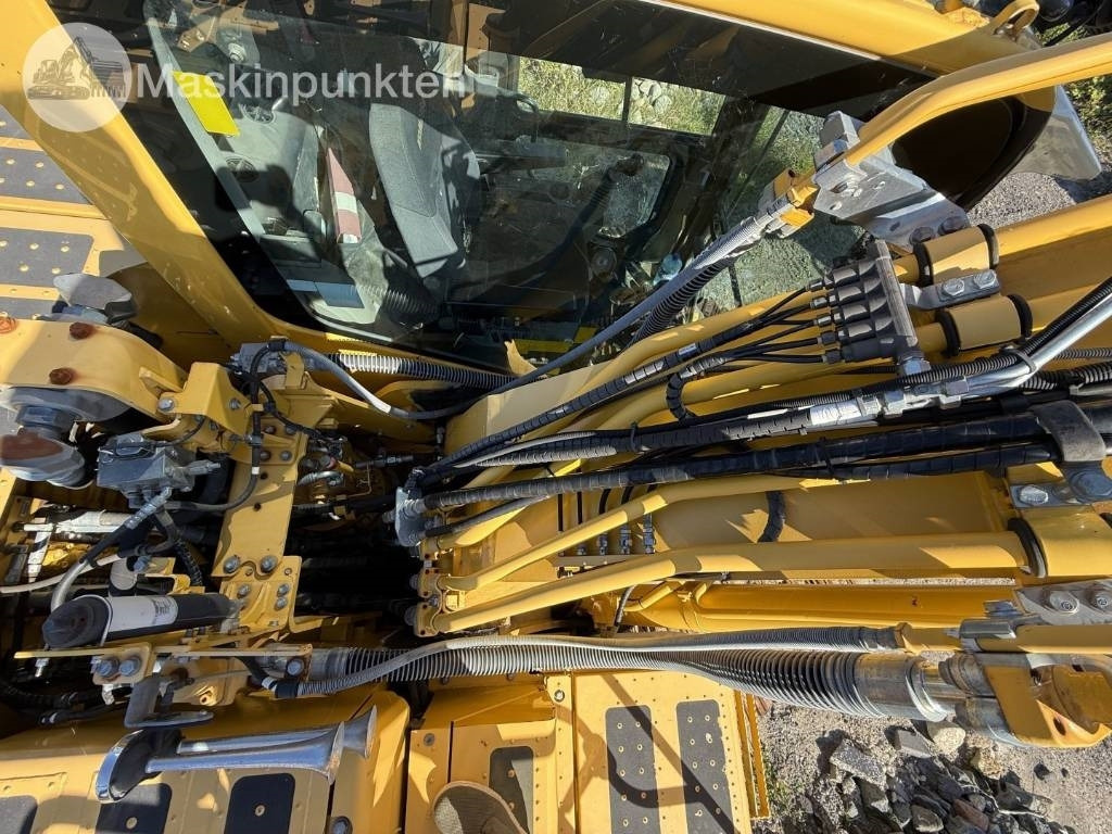 Гусеничний екскаватор Komatsu PC 210 LC-11: фото 49