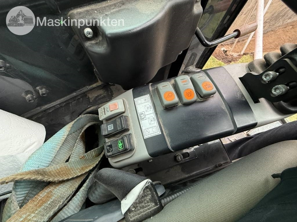 Міні-екскаватор Komatsu PC 26 MR-3: фото 19 Міні-екскаватор Komatsu PC 26 MR-3: фото 19