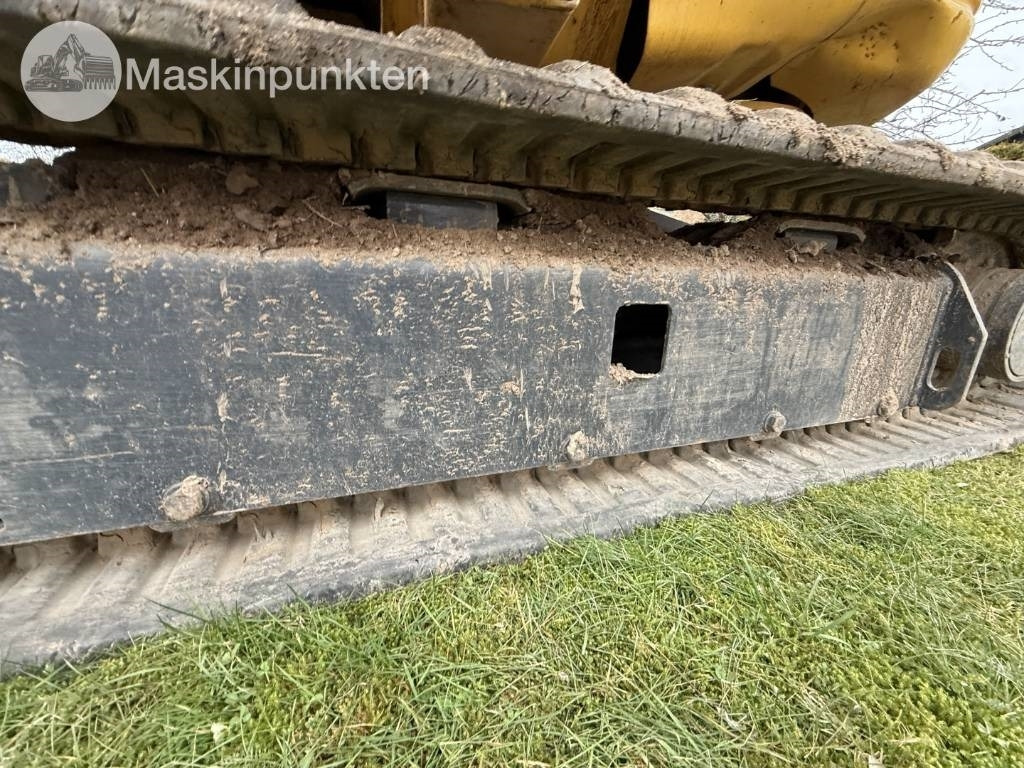 Міні-екскаватор Komatsu PC 26 MR-3: фото 39 Міні-екскаватор Komatsu PC 26 MR-3: фото 39