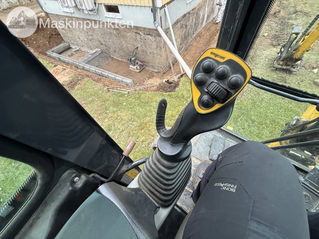 Міні-екскаватор Komatsu PC 26 MR-3: фото 18 Міні-екскаватор Komatsu PC 26 MR-3: фото 18