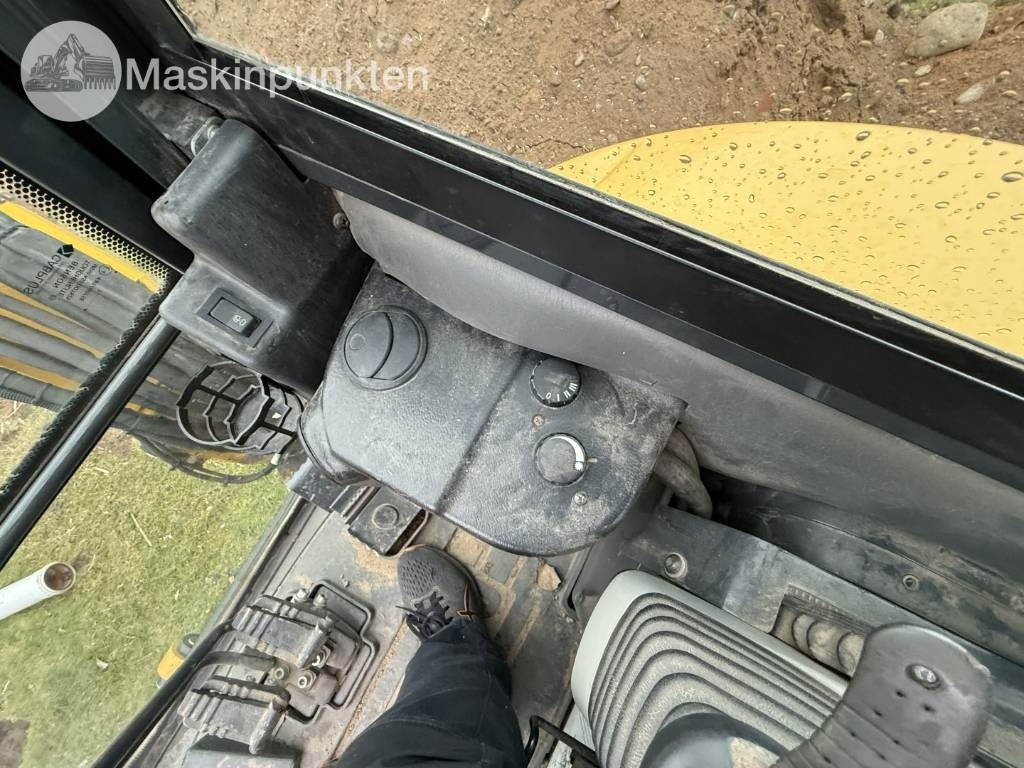 Міні-екскаватор Komatsu PC 26 MR-3: фото 16 Міні-екскаватор Komatsu PC 26 MR-3: фото 16