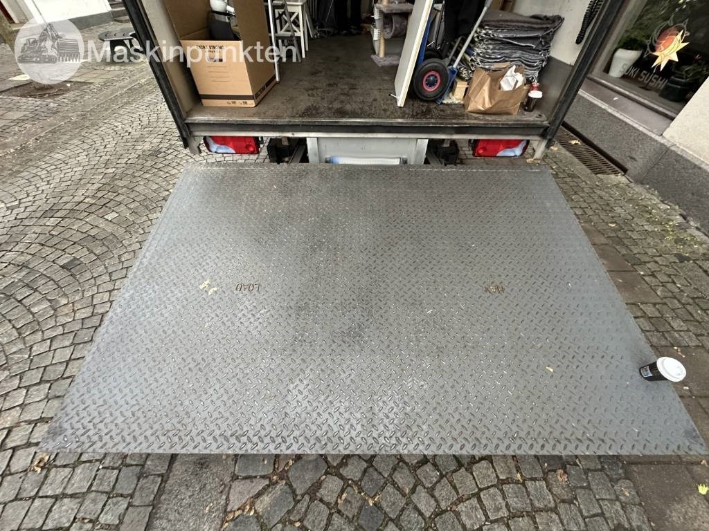 MAN TGL 12.190 - Вантажівка з закритим кузовом: фото 5 MAN TGL 12.190 - Вантажівка з закритим кузовом: фото 5