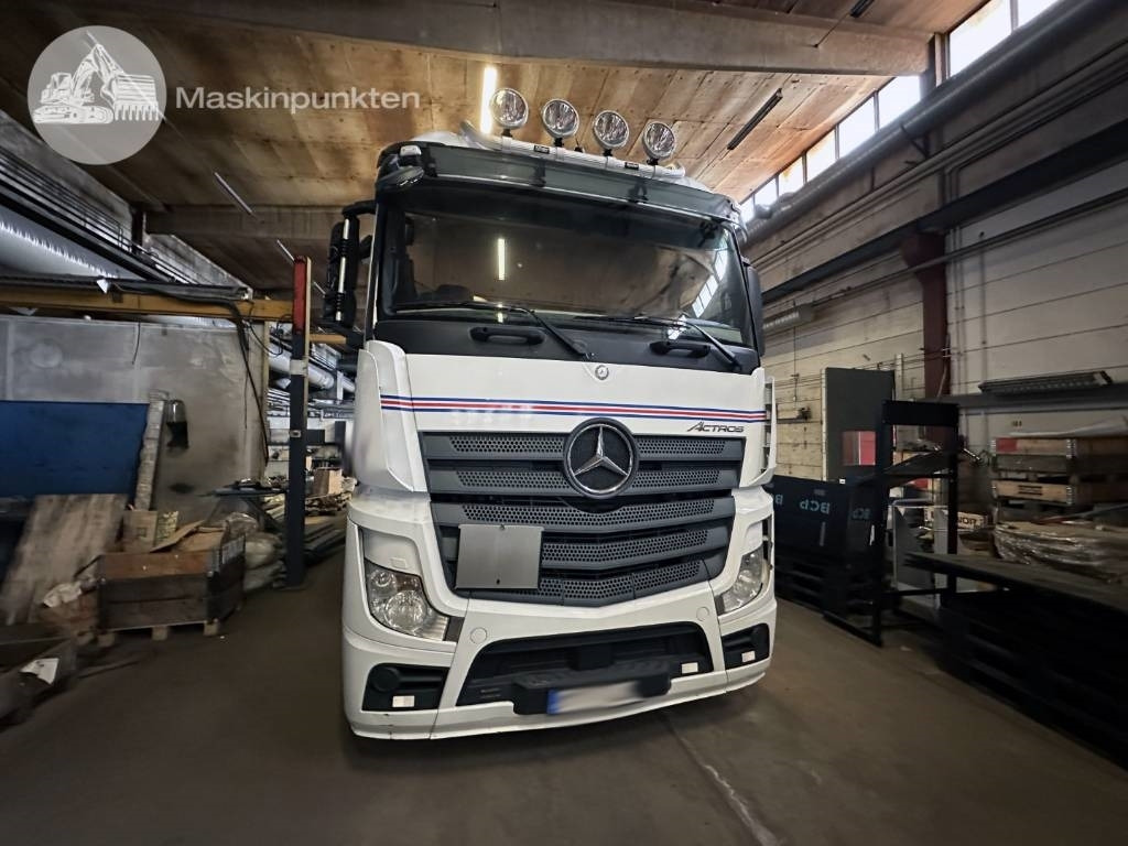 Mercedes-Benz Actros 2545 - Вантажівка з закритим кузовом: фото 2 Mercedes-Benz Actros 2545 - Вантажівка з закритим кузовом: фото 2