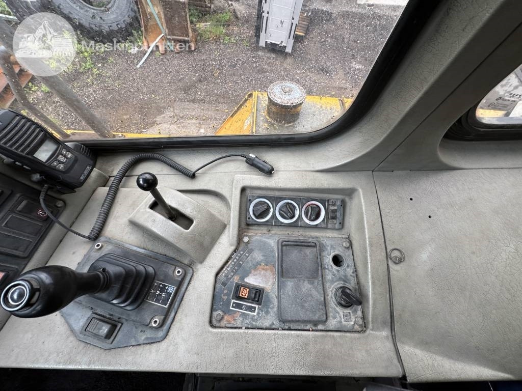 Шарнірний самоскид Moxy MT 25: фото 44