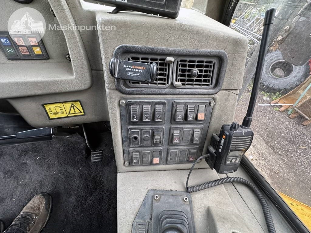 Шарнірний самоскид Moxy MT 25: фото 42