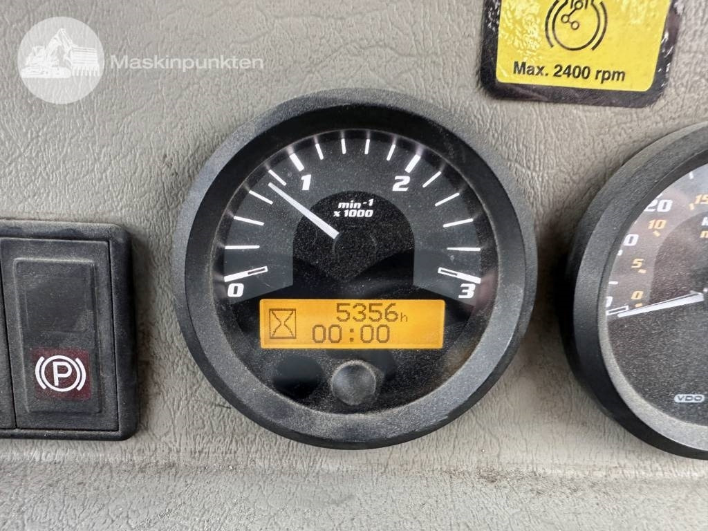 Шарнірний самоскид Moxy MT 25: фото 39