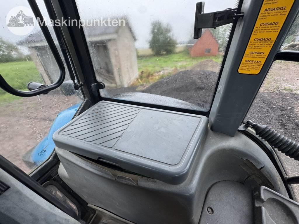 Трактор New Holland 8560: фото 38