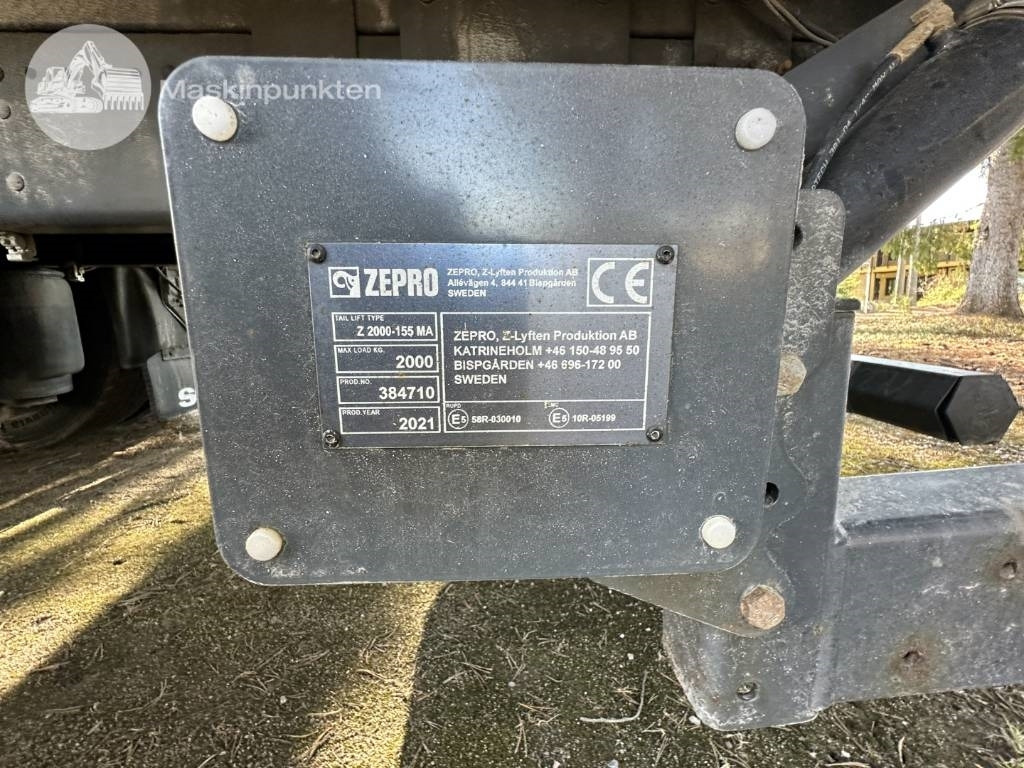 Вантажівка з закритим кузовом Scania P 250: фото 16