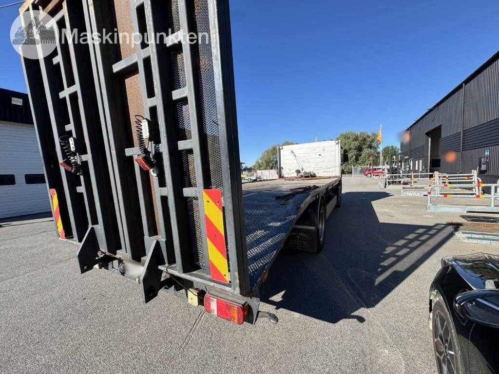 Scania P 94 D - Евакуатор: фото 3 Scania P 94 D - Евакуатор: фото 3