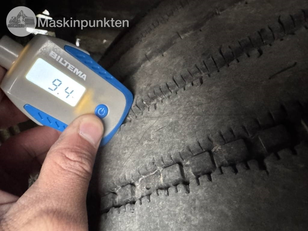 Scania R 124 - Вантажівка з закритим кузовом: фото 5 Scania R 124 - Вантажівка з закритим кузовом: фото 5