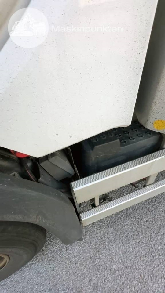 Вантажівка з закритим кузовом Scania R 520: фото 39