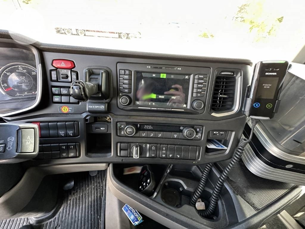 Вантажівка з закритим кузовом Scania R 520: фото 27