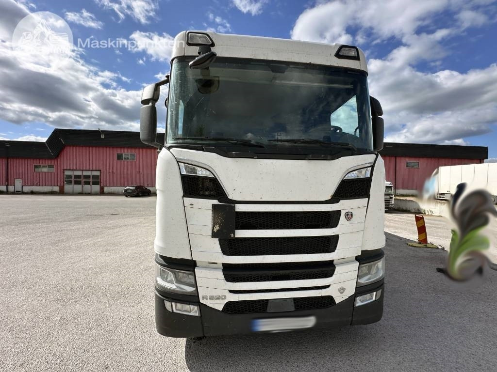 Scania R 520 - Вантажівка з закритим кузовом: фото 3 Scania R 520 - Вантажівка з закритим кузовом: фото 3