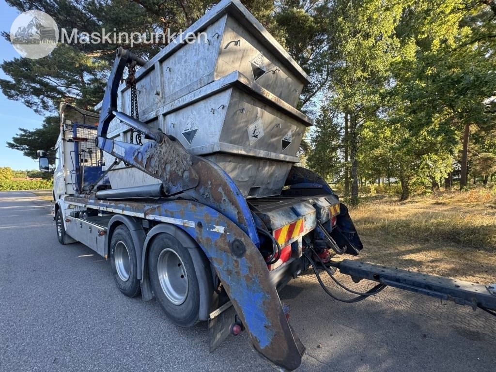 Scania R 560 LB - Скіповий навантажувач вантажівка: фото 2 Scania R 560 LB - Скіповий навантажувач вантажівка: фото 2