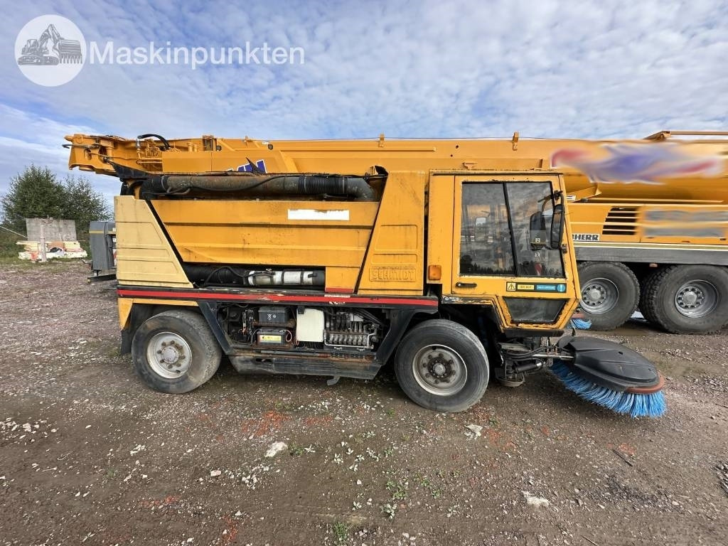 Schmidt Sopmaskin - Підмітально-прибиральна машина: фото 4 Schmidt Sopmaskin - Підмітально-прибиральна машина: фото 4