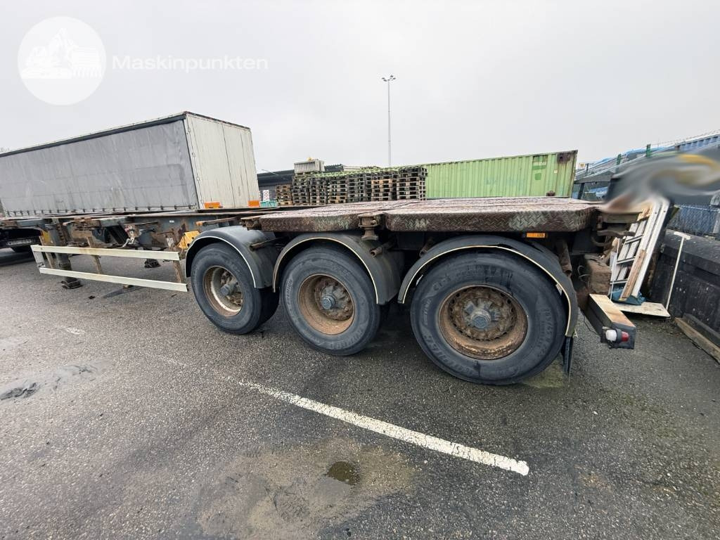 Schweriner CS 40 - Контейнеровоз/ Змінний кузов напівпричіп: фото 1 Schweriner CS 40 - Контейнеровоз/ Змінний кузов напівпричіп: фото 1