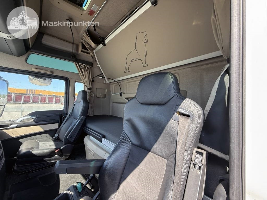 Тягач MAN TGX 28.510: фото 30