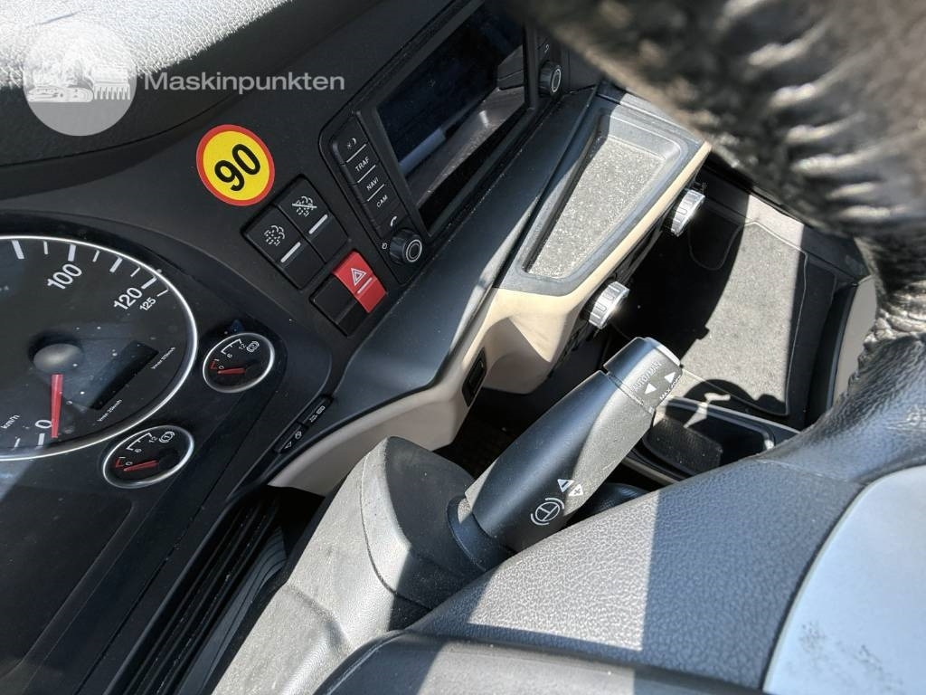 Тягач MAN TGX 28.510: фото 35