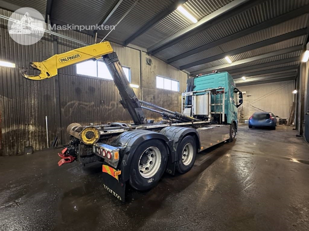 Volvo FH 13 500 - Гаковий мультиліфт вантажівка: фото 5 Volvo FH 13 500 - Гаковий мультиліфт вантажівка: фото 5