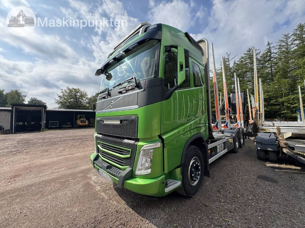 Volvo FH 16 550 - Лісовоз: фото 1 Volvo FH 16 550 - Лісовоз: фото 1