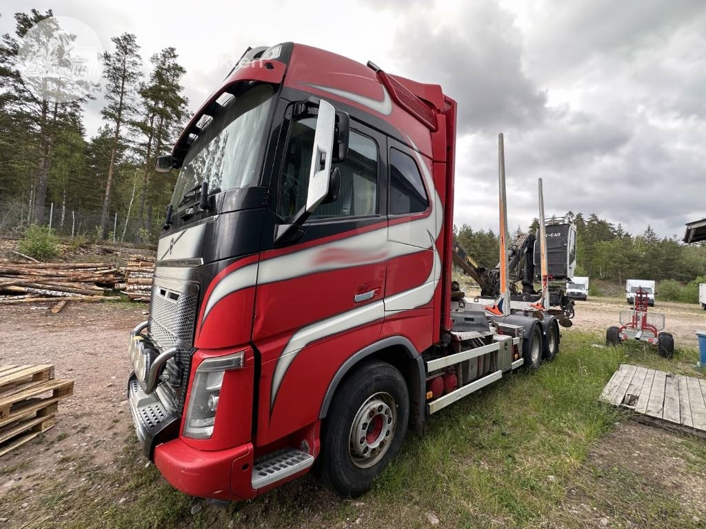 Volvo FH 16 750 - Лісовоз: фото 1 Volvo FH 16 750 - Лісовоз: фото 1