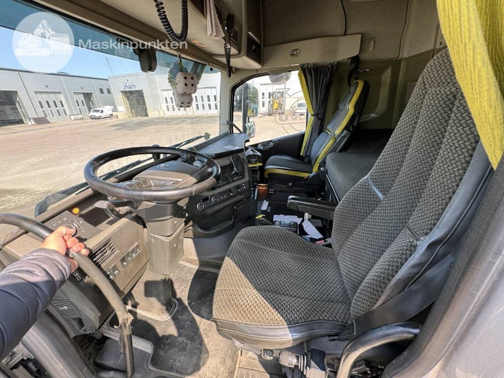 Гаковий мультиліфт вантажівка Volvo FH 16 750: фото 40