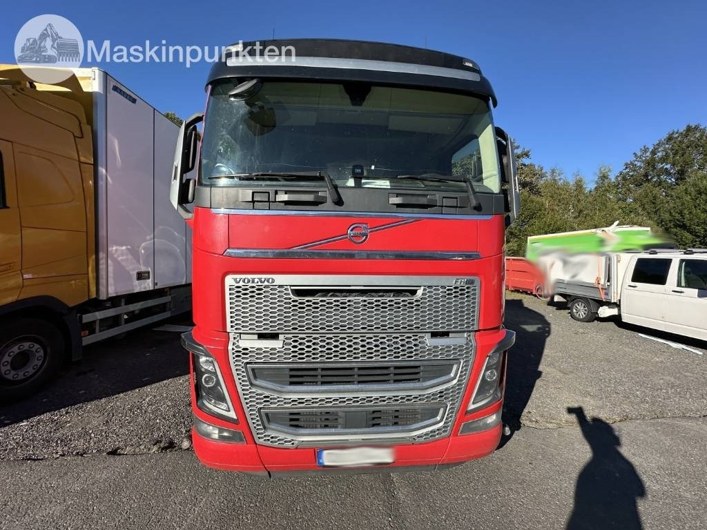 Volvo FH 16 - Вантажівка шасі: фото 2 Volvo FH 16 - Вантажівка шасі: фото 2