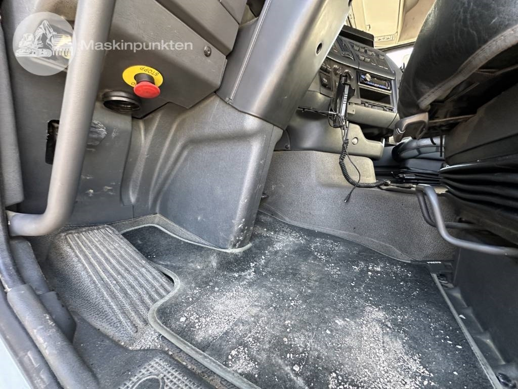 Гаковий мультиліфт вантажівка Volvo FH 500: фото 13 Гаковий мультиліфт вантажівка Volvo FH 500: фото 13