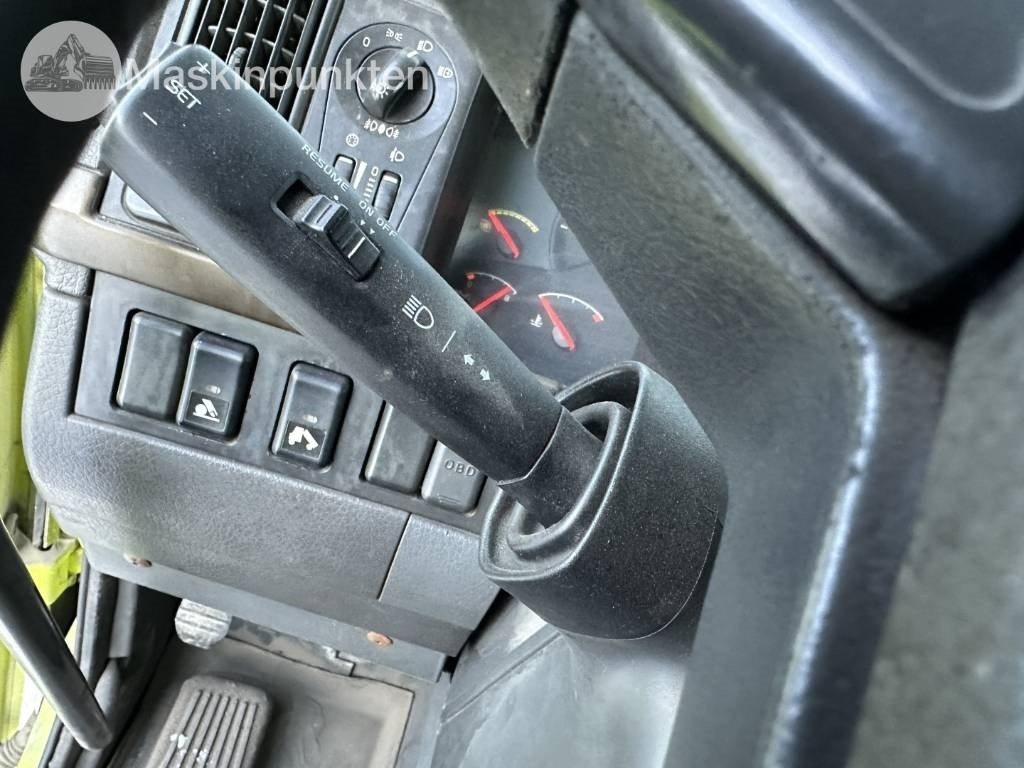 Самоскид вантажівка Volvo FH 700 bergbil: фото 24